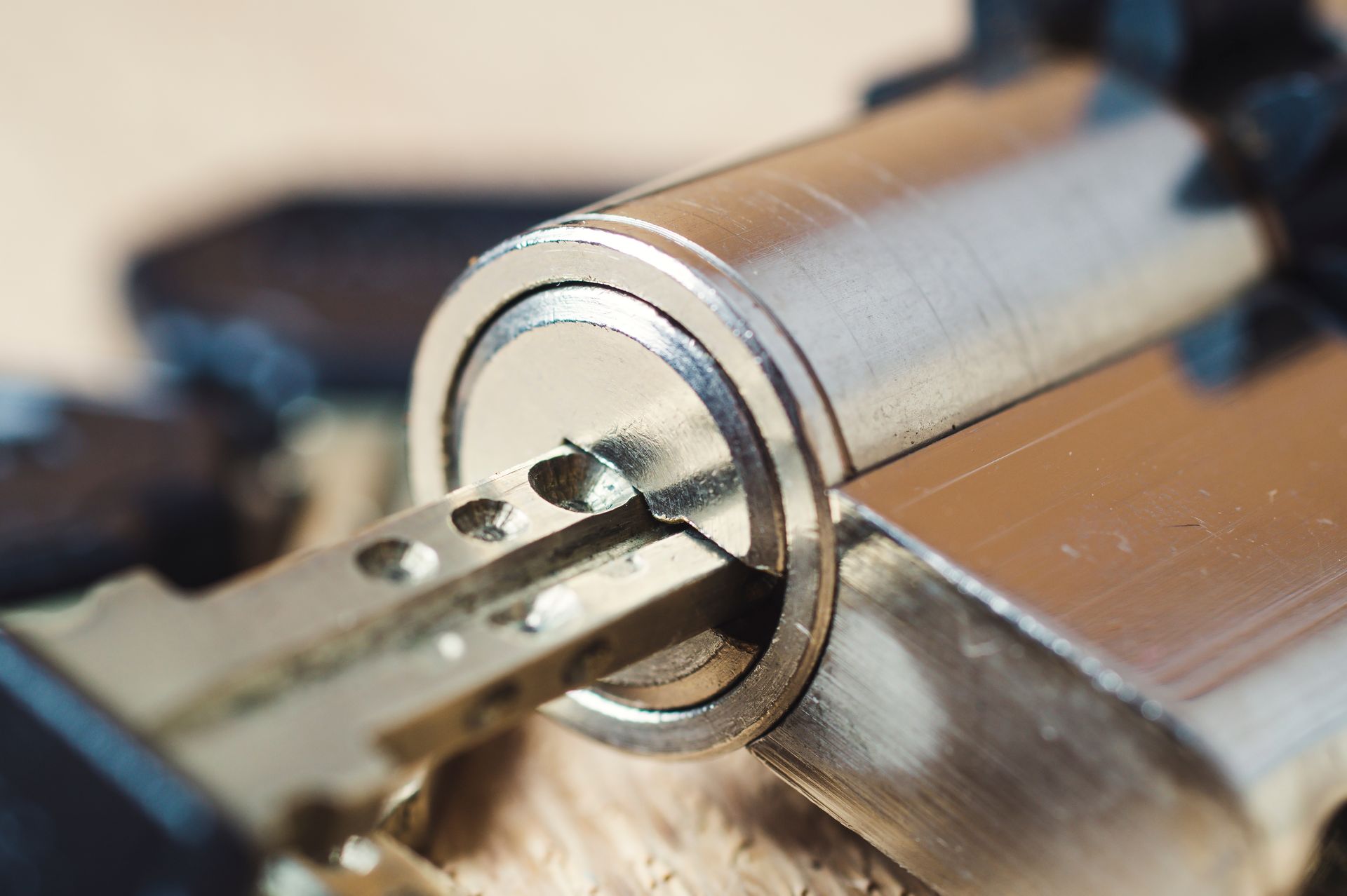 Installation cylindre par Maitre Artisan serrurier